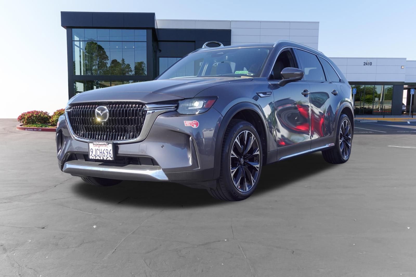 Used 2024 MAZDA CX-90 Plug-In Hybrid w/ Premium Plus AWD/4WD image 9