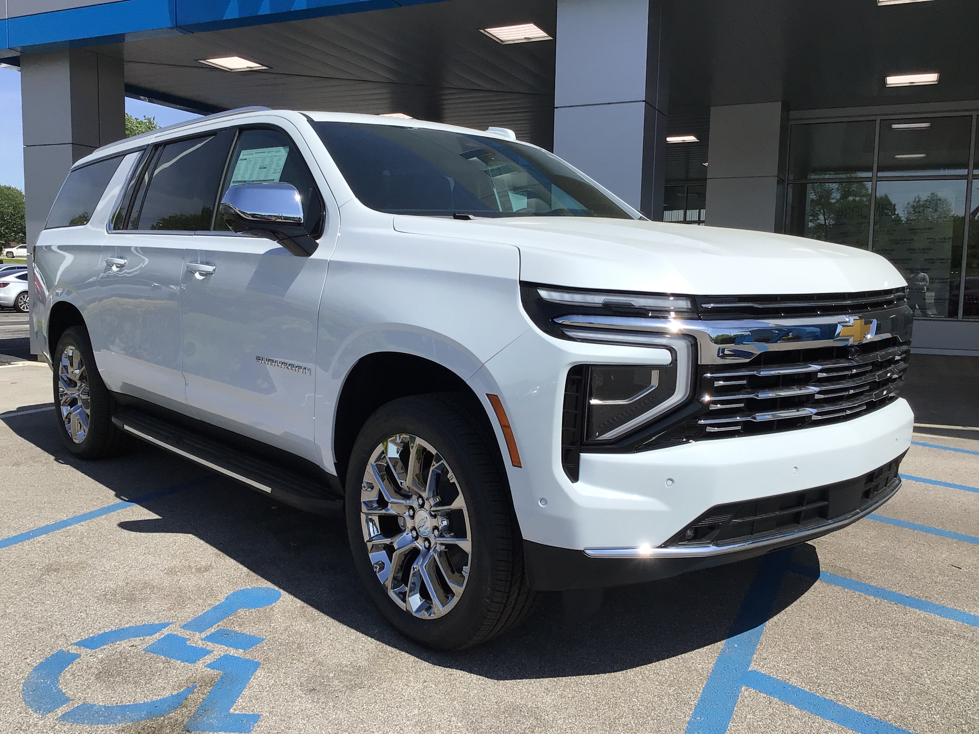 New 2026 Chevrolet Suburban Premier AWD/4WD image 3