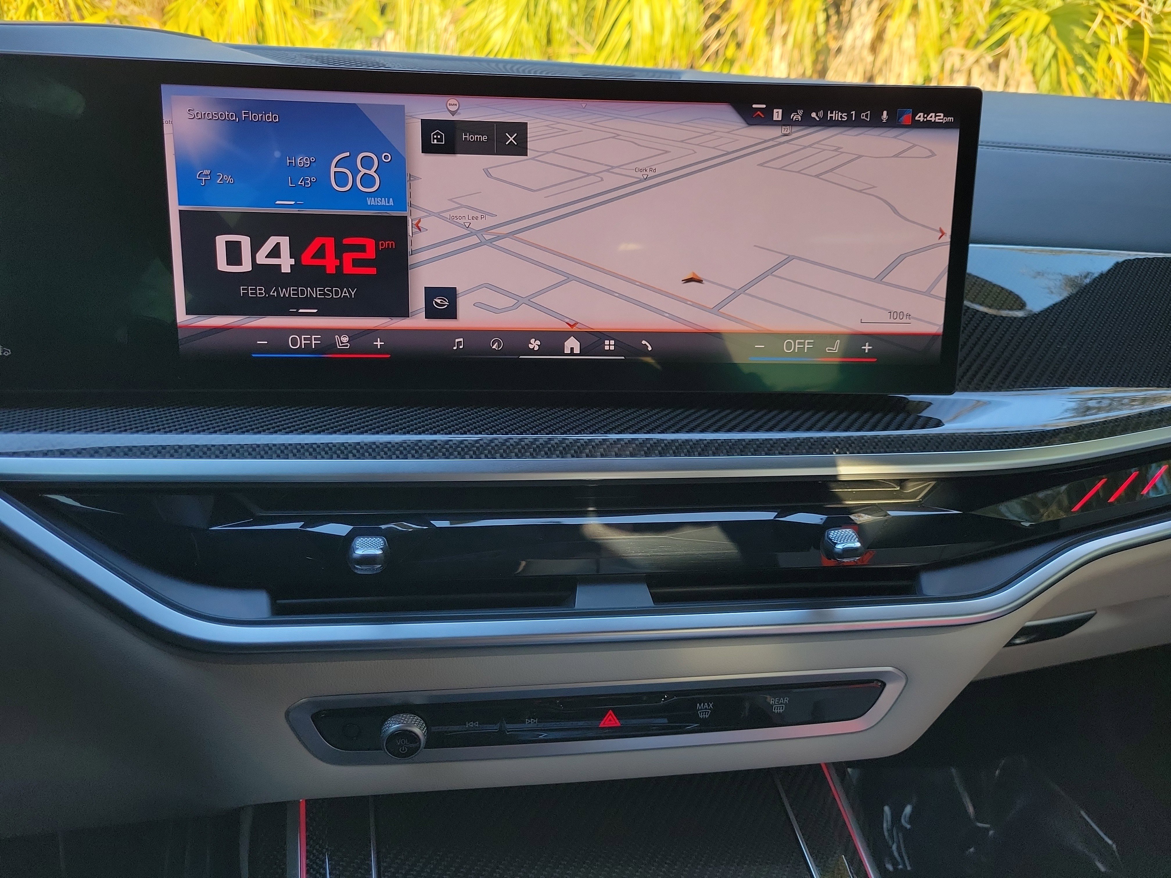 Used 2025 BMW X7 M60i image 23