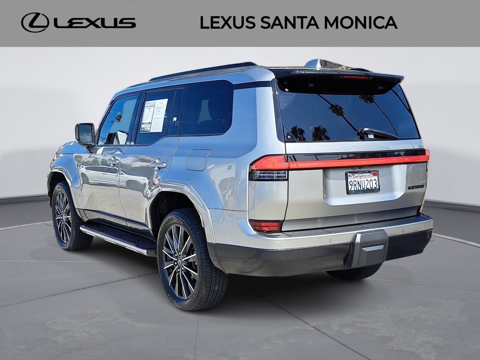 Used 2024 Lexus GX 550 w/ Accessory Package (2T) AWD/4WD image 7