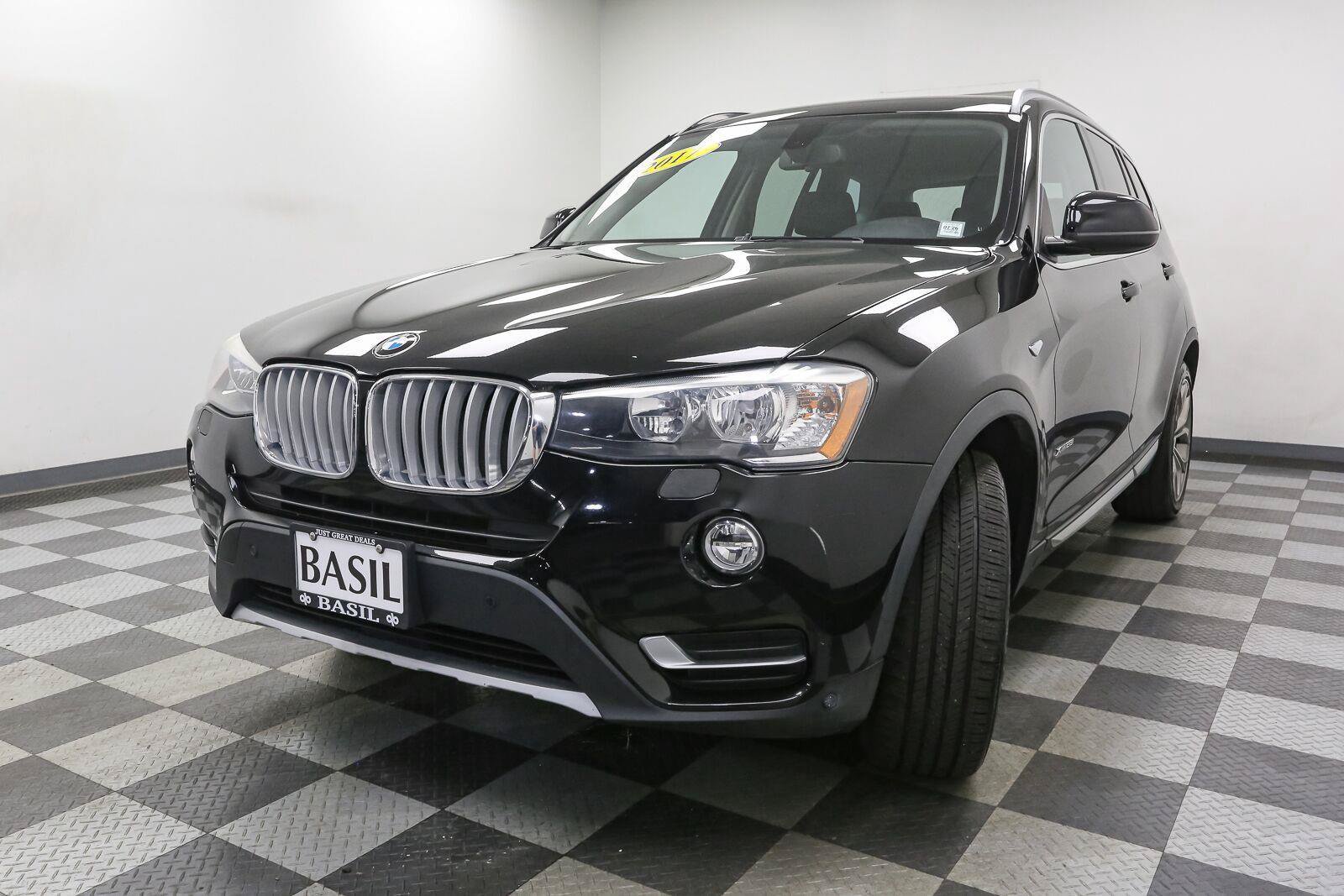 Used 2017 BMW X3 xDrive28i AWD/4WD image 4