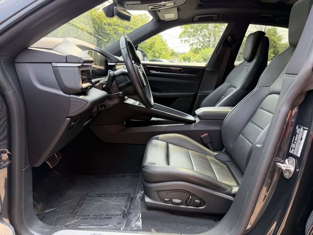 Certified 2024 Porsche Macan 4 Electric AWD/4WD image 4