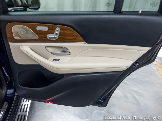 Used 2022 Mercedes-Benz GLS 450 4MATIC image 35
