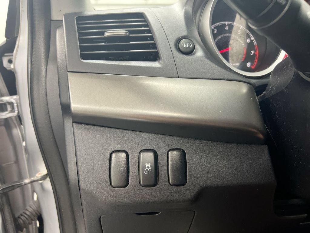 Used 2013 Mitsubishi Lancer ES FWD image 17