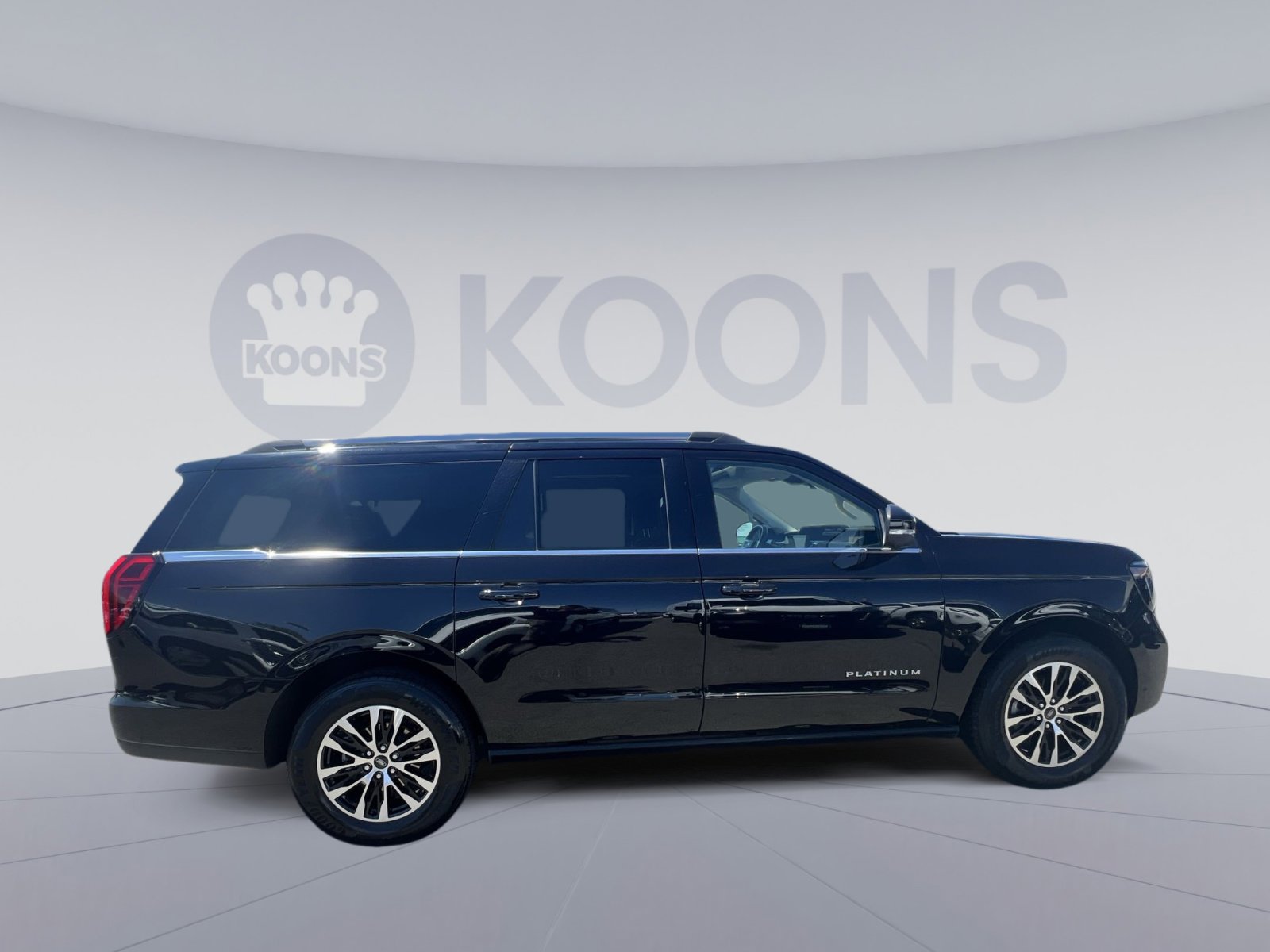 Used 2025 Ford Expedition Max Platinum AWD/4WD image 17