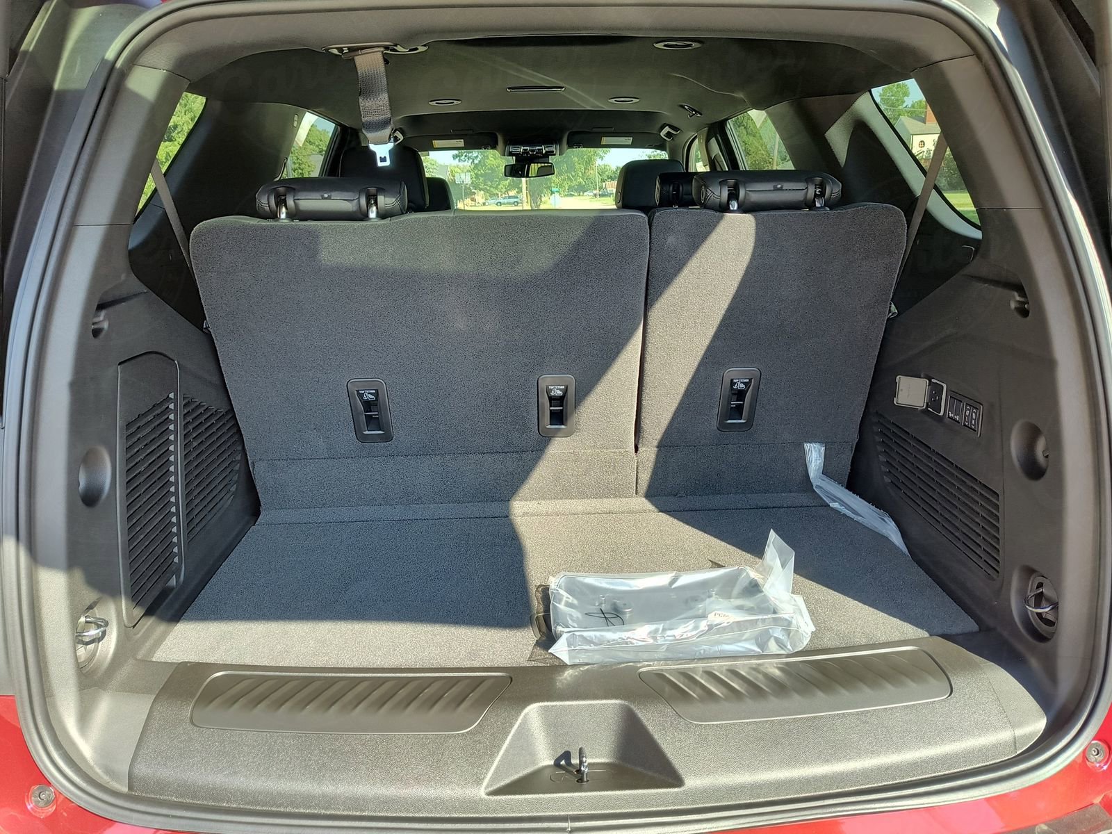 New 2026 Chevrolet Tahoe LT image 16