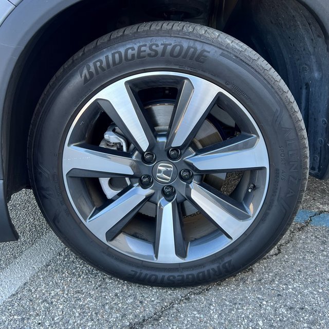 Used 2023 Honda Pilot Elite image 7