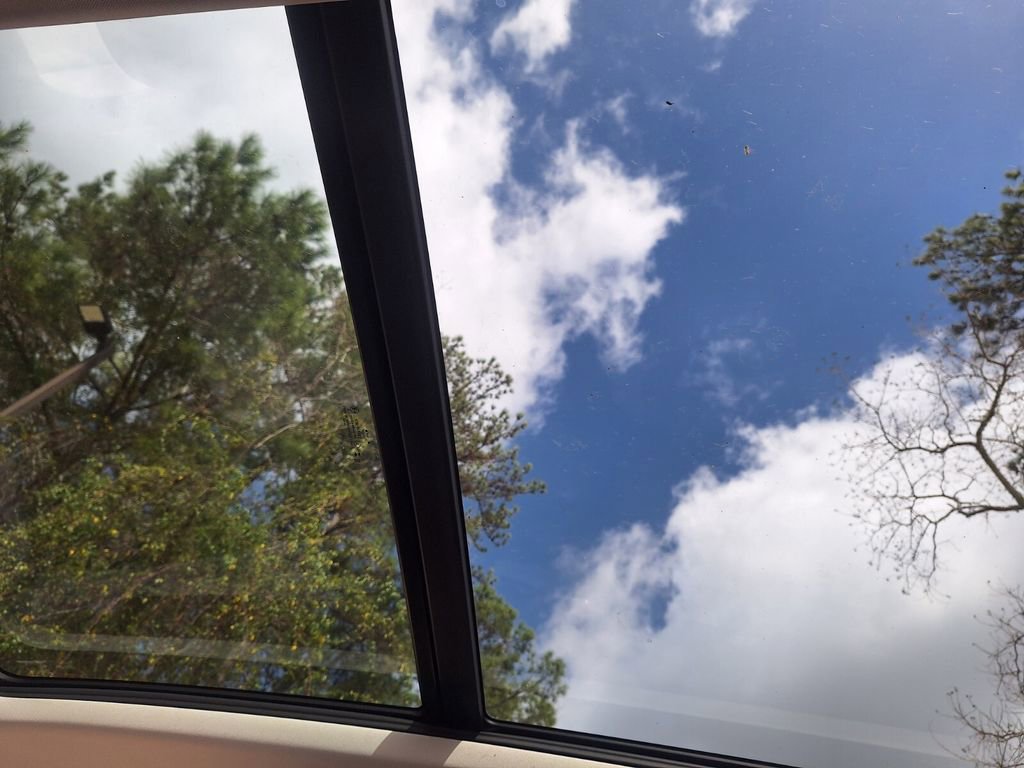 New 2026 Volkswagen Tiguan SE image 22