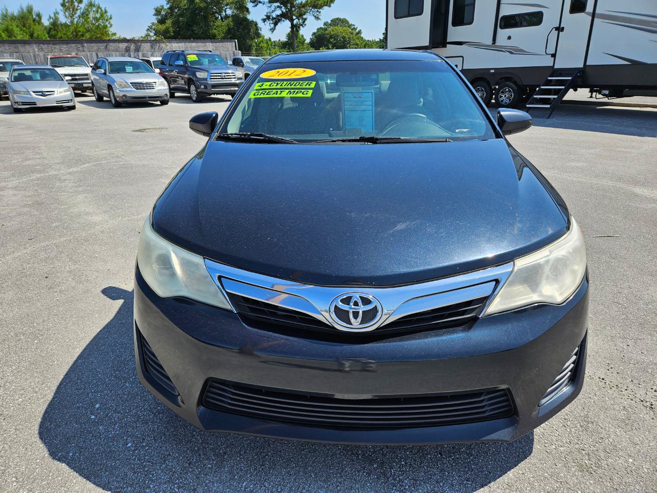 Used 2012 Toyota Camry LE FWD image 9