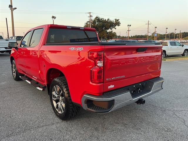 Used 2022 Chevrolet Silverado 1500 LT image 5