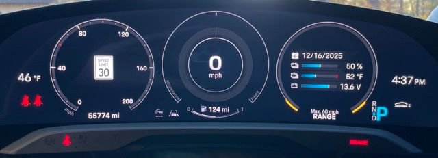 Used 2020 Porsche Taycan 4S AWD/4WD image 21
