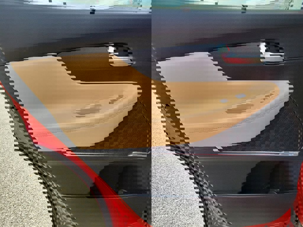 Used 2022 Hyundai Santa Fe Calligraphy image 10