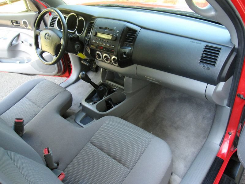 Used 2006 Toyota Tacoma 4x4 Regular Cab w/ Standard Pkg #1 image 25