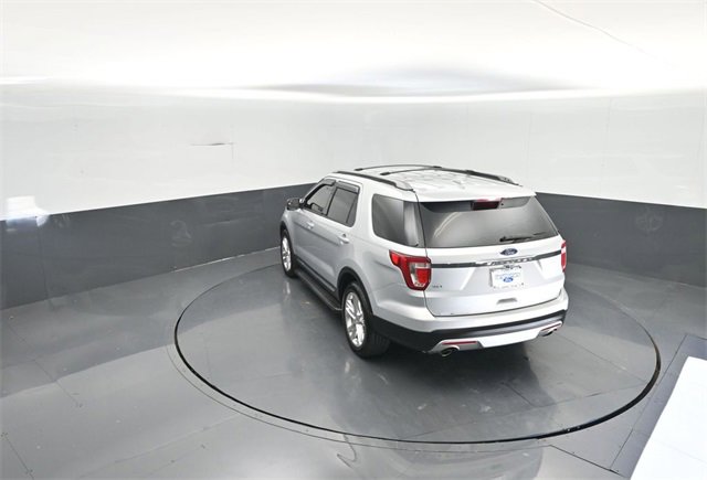 Certified 2017 Ford Explorer XLT w/ Equipment Group 201A image 24