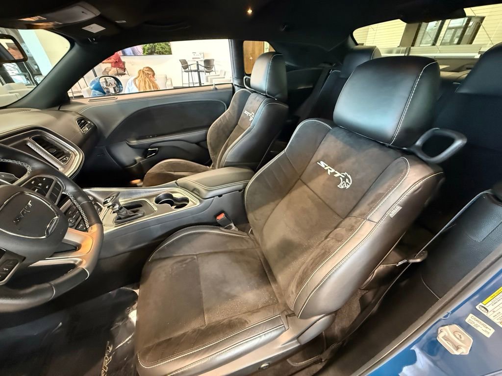 Used 2022 Dodge Challenger SRT Hellcat w/ Plus Package image 6