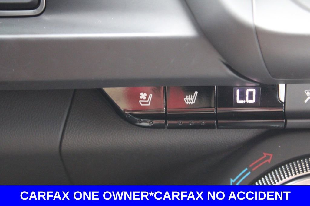 Used 2016 Chevrolet Camaro SS image 32