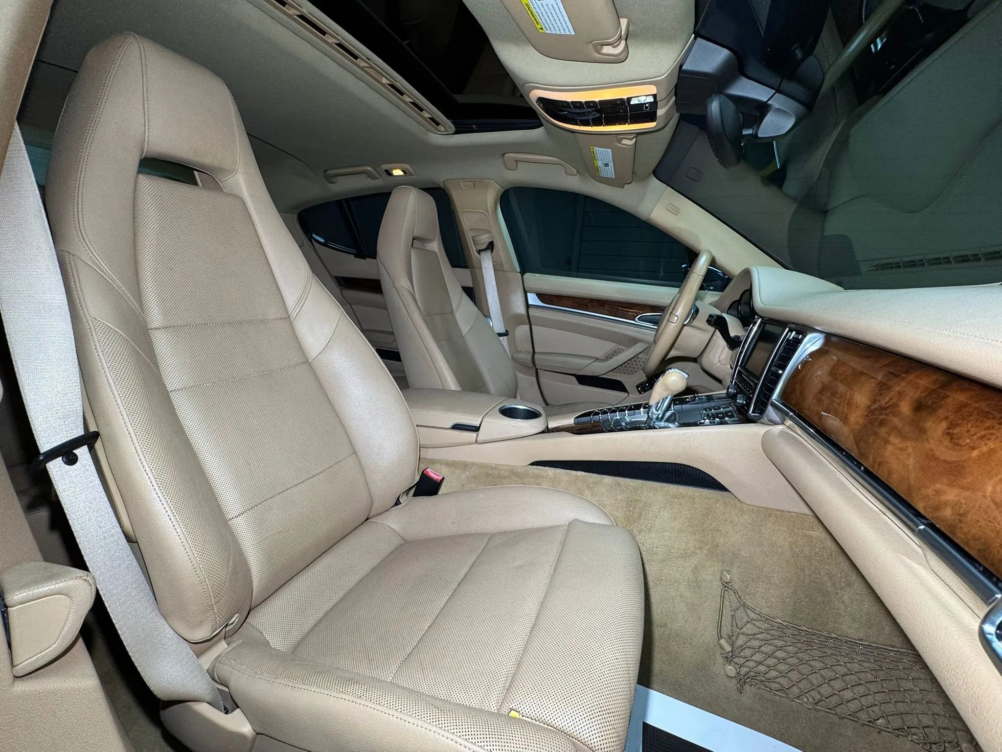 Used 2012 Porsche Panamera S image 8