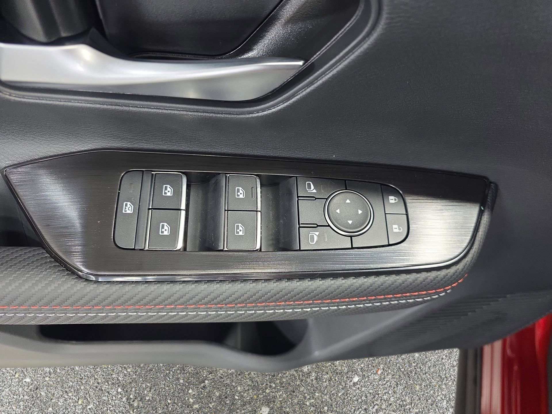 New 2026 Nissan Kicks SR FWD image 27