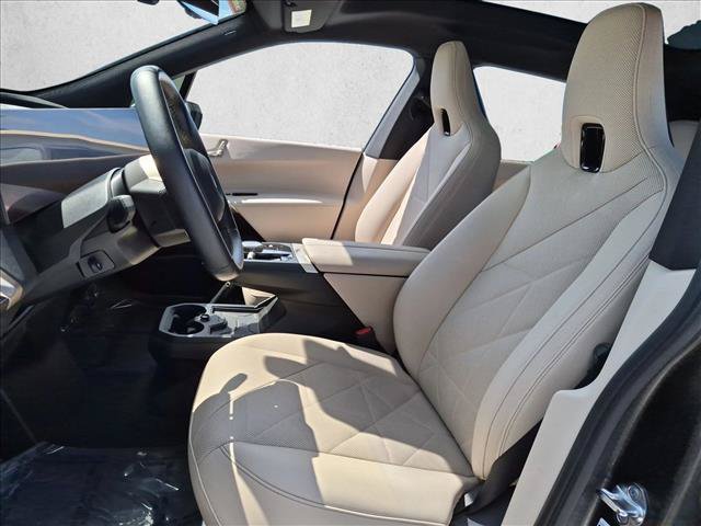 Certified 2024 BMW iX xDrive50 w/ Sport Package AWD/4WD image 15