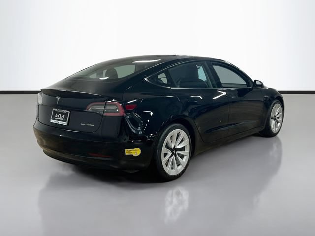 Used 2022 Tesla Model 3 Long Range AWD/4WD image 7