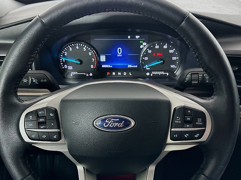 Used 2023 Ford Explorer Limited w/ Limited Technology Package AWD/4WD image 12