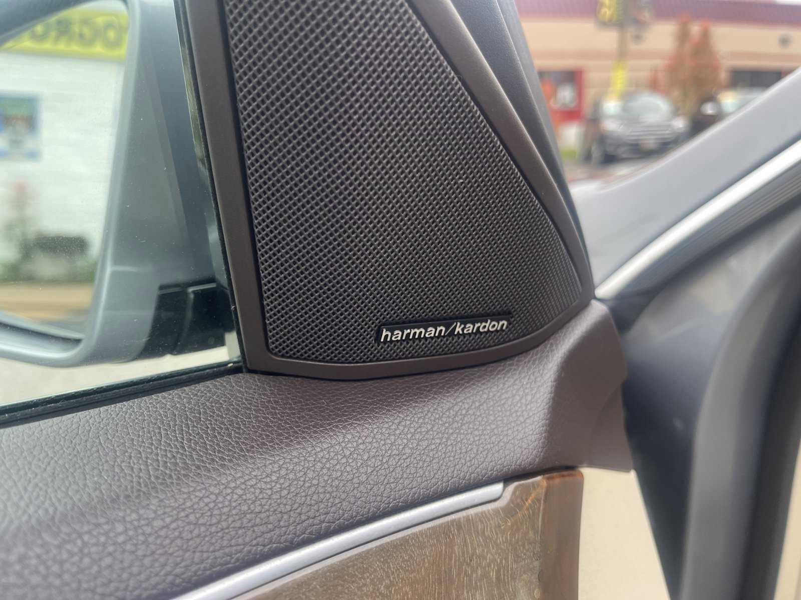 Used 2015 Mercedes-Benz E 350 Sedan image 19