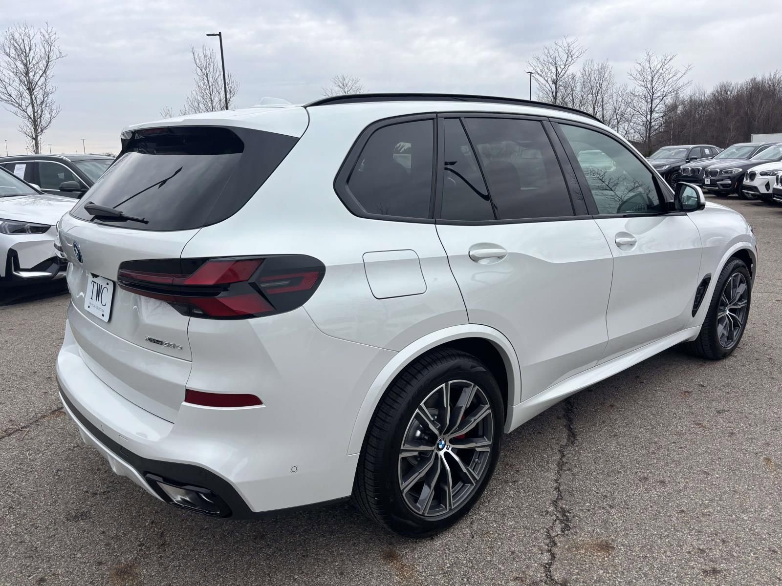 New 2026 BMW X5 xDrive50e AWD/4WD image 5