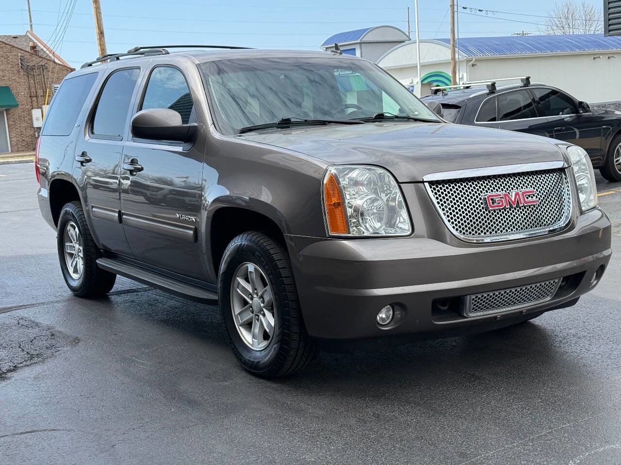 Used 2014 GMC Yukon SLT image 3
