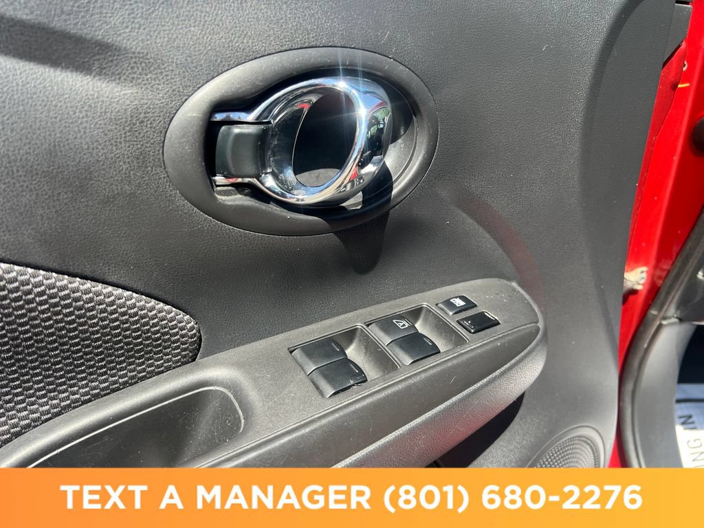 Used 2019 Nissan Versa SV FWD image 11