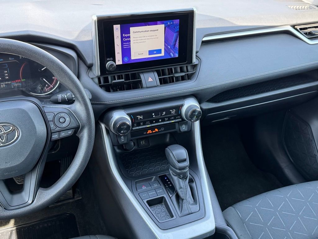 Used 2024 Toyota RAV4 XLE FWD image 28