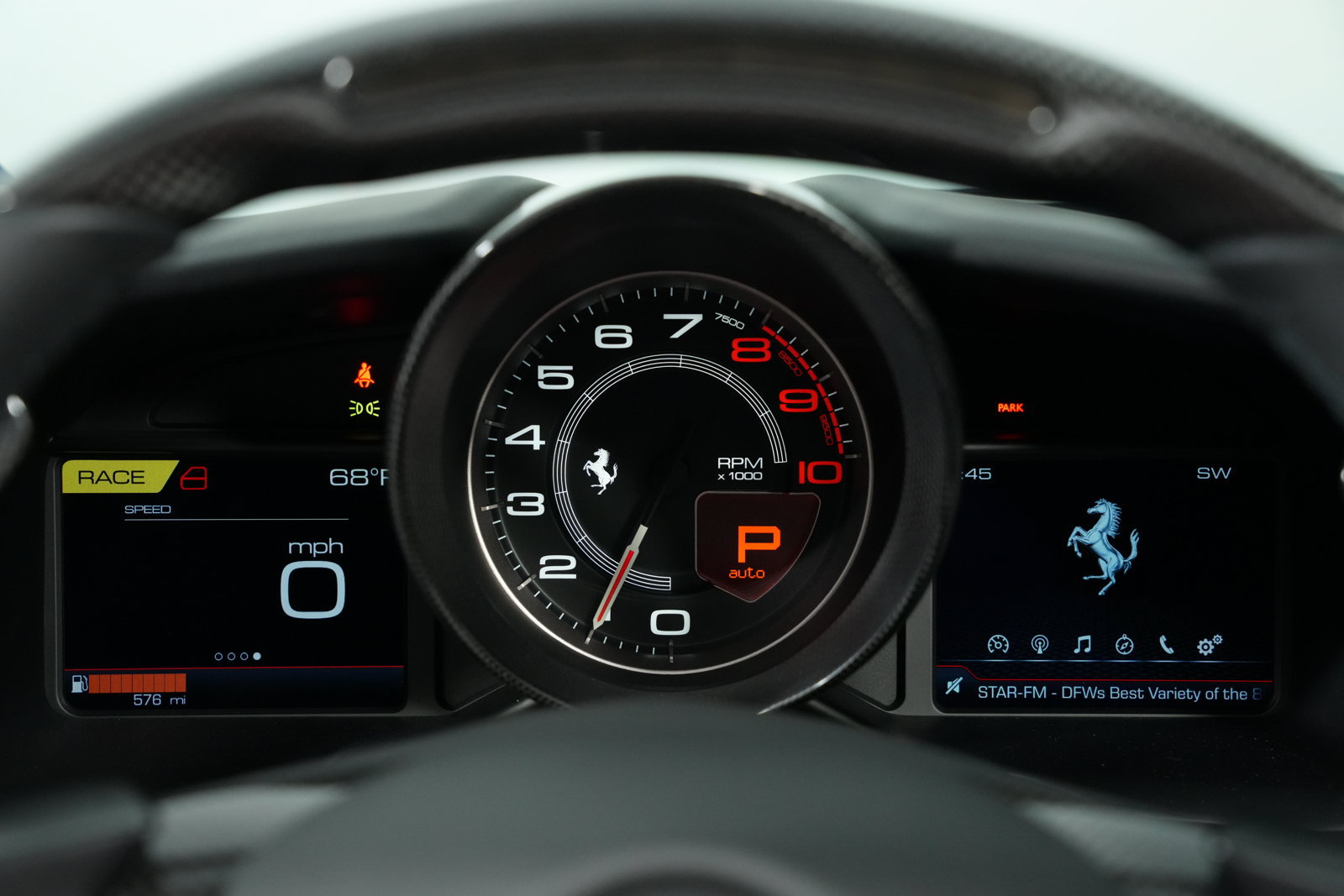 Used 2023 Ferrari F8 Spider RWD image 34