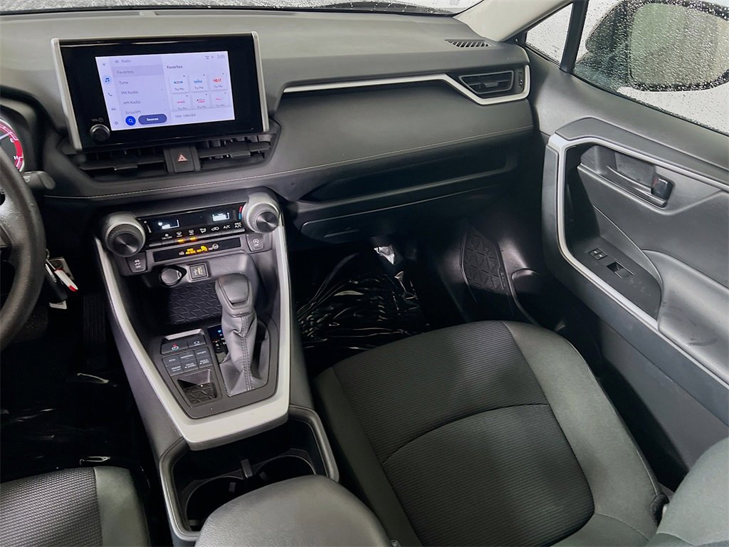 Certified 2025 Toyota RAV4 LE image 21