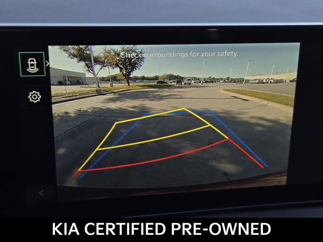 Certified 2025 Kia Sorento LX image 22