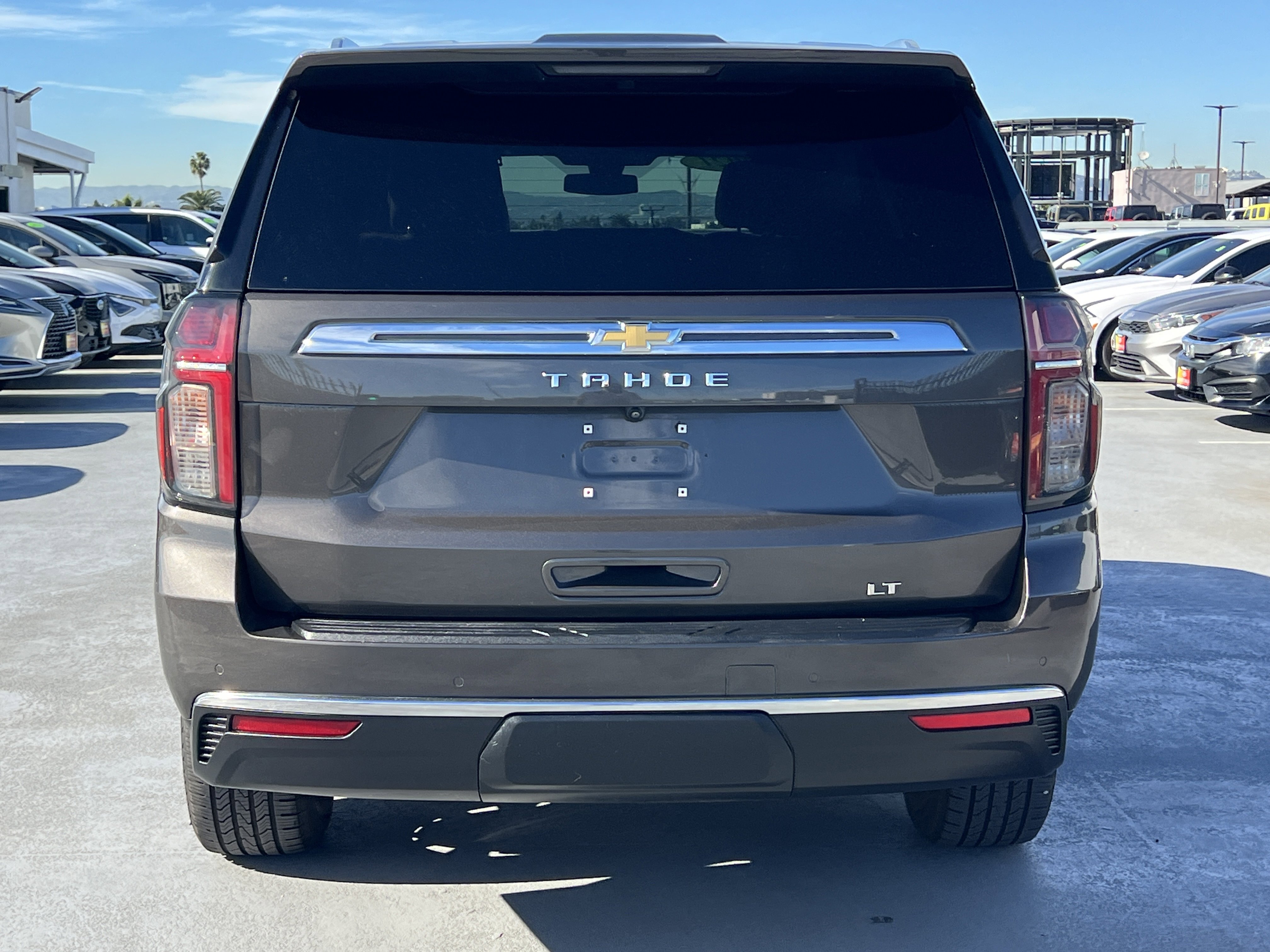 Used 2021 Chevrolet Tahoe LT w/ LT Signature Package image 5