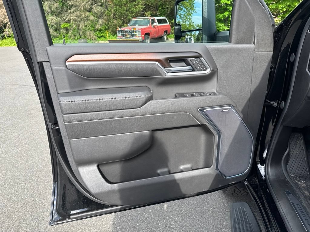 New 2026 GMC Sierra 2500 Denali w/ Denali Reserve Package AWD/4WD image 19
