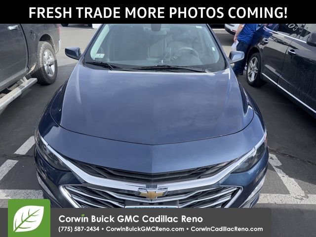 Used 2021 Chevrolet Malibu LT image 2