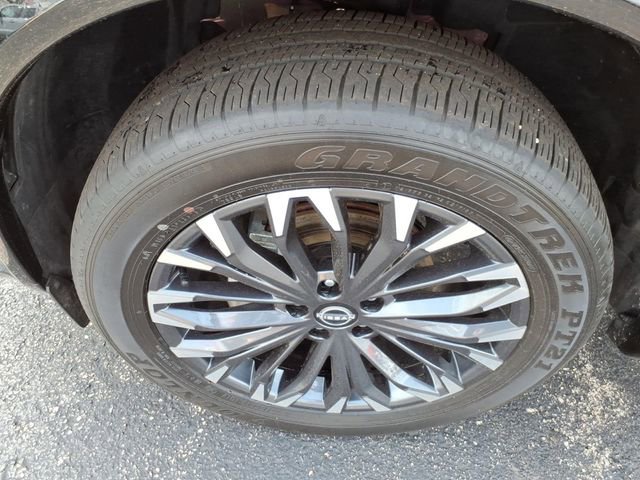 Certified 2026 Nissan Rogue Platinum w/ Platinum Premium Package image 9