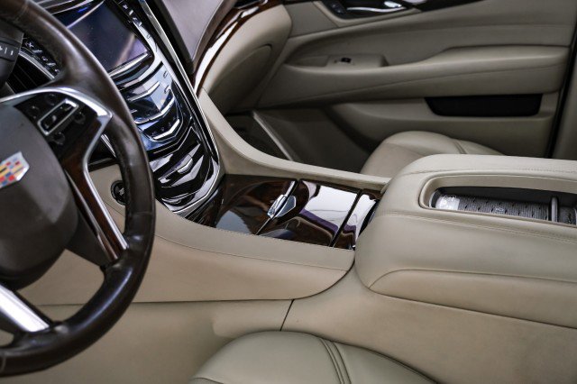 Used 2015 Cadillac Escalade Premium AWD/4WD image 26