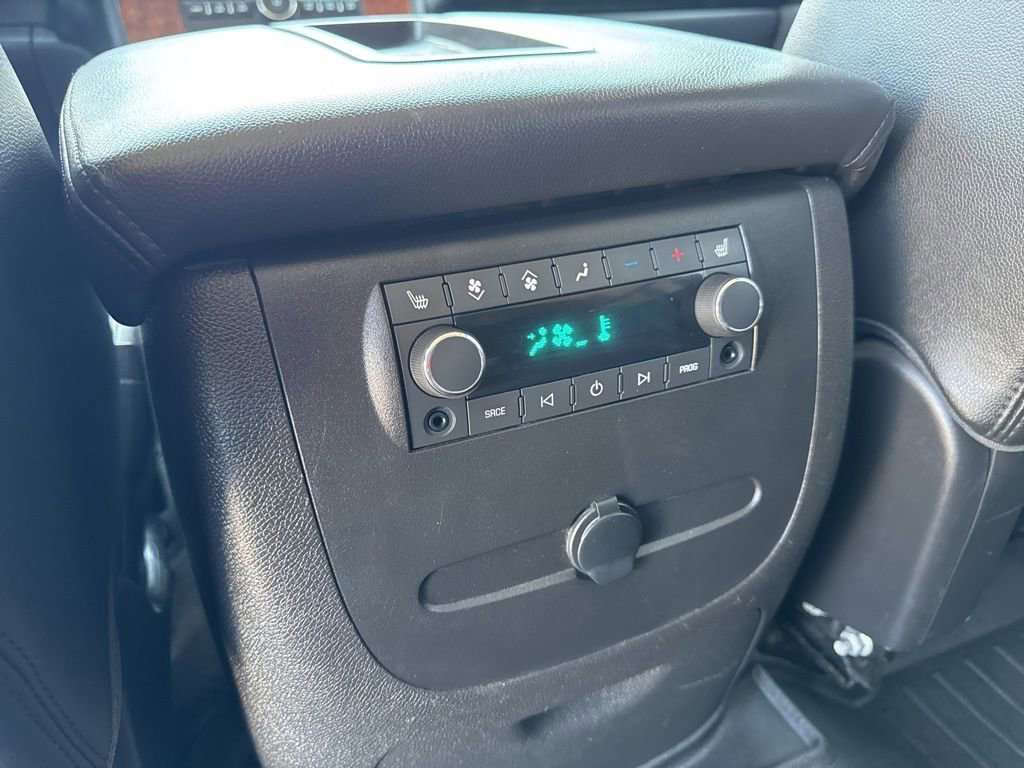 Used 2012 Chevrolet Suburban LT AWD/4WD image 29