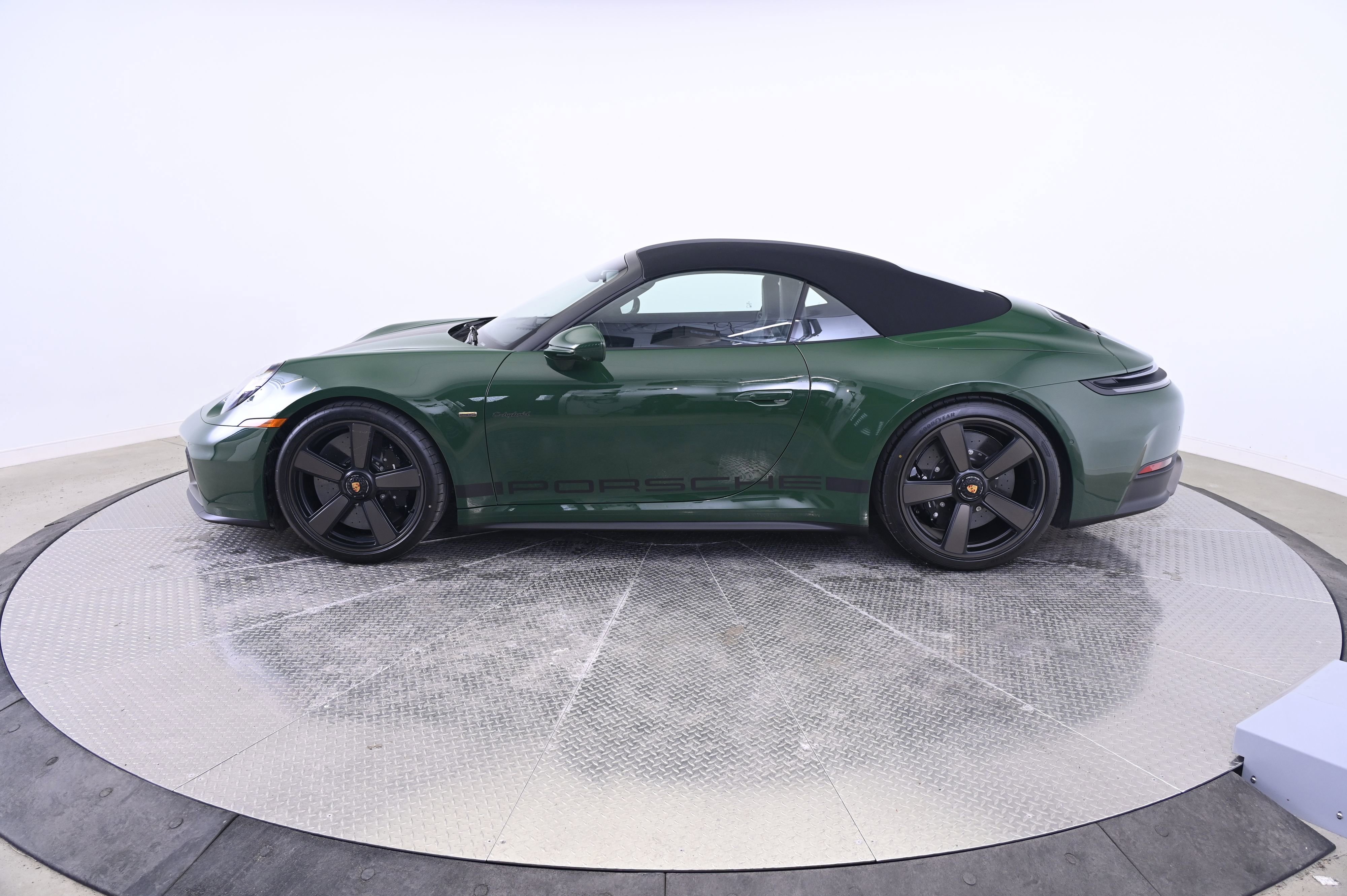 Certified 2026 Porsche 911 GTS image 12