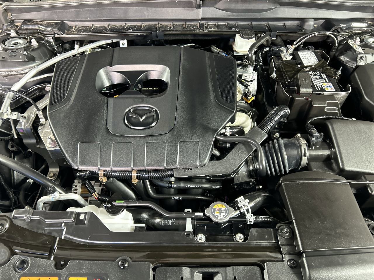 Used 2025 MAZDA CX-50 AWD 2.5 S w/ Premium Package image 11