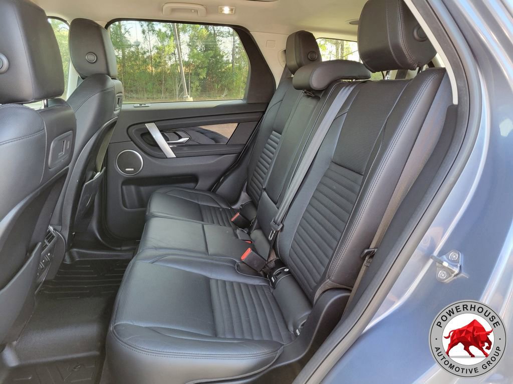 Used 2020 Land Rover Discovery Sport SE image 16