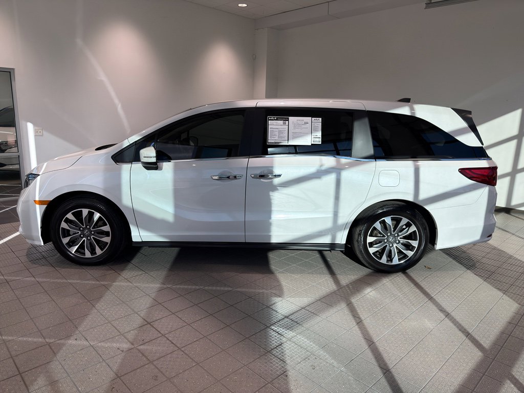 Used 2023 Honda Odyssey EX-L image 2