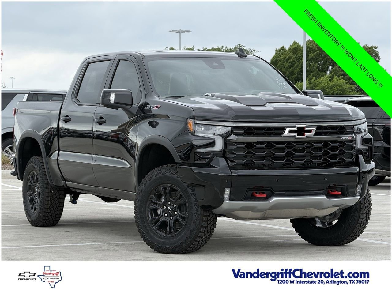 New 2026 Chevrolet Silverado 1500 ZR2 AWD/4WD image 2