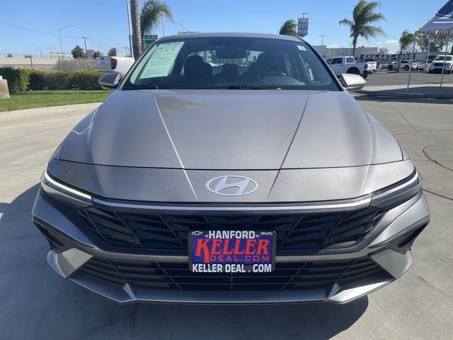 Used 2024 Hyundai Elantra SEL image 3