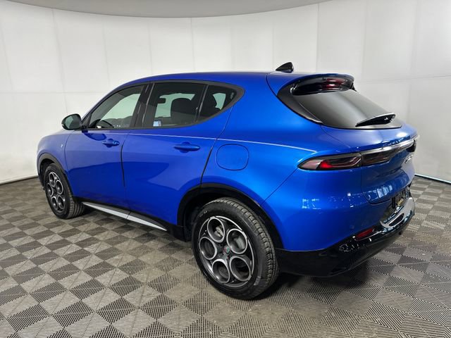 Used 2024 Alfa Romeo Tonale Ti image 5