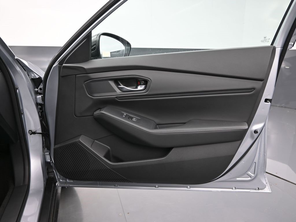 New 2025 Honda Accord Sport image 38