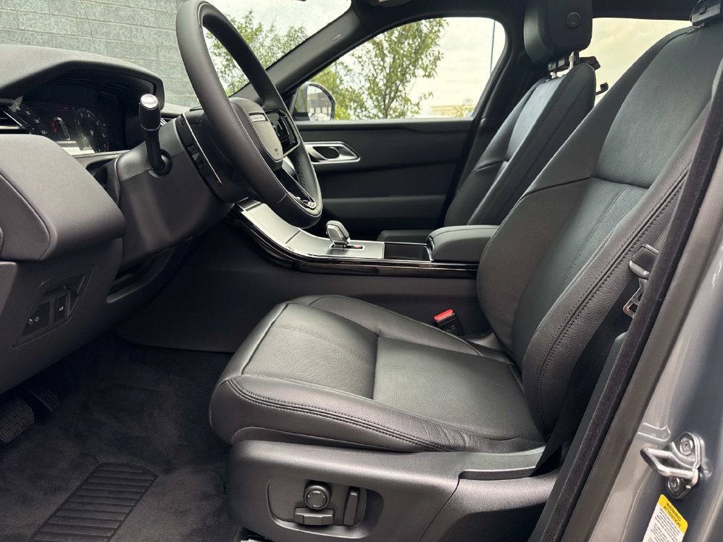 New 2026 Land Rover Range Rover Velar S AWD/4WD image 20