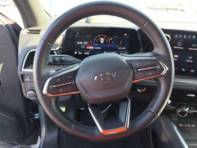 Used 2025 Chevrolet Suburban Z71 AWD/4WD image 11