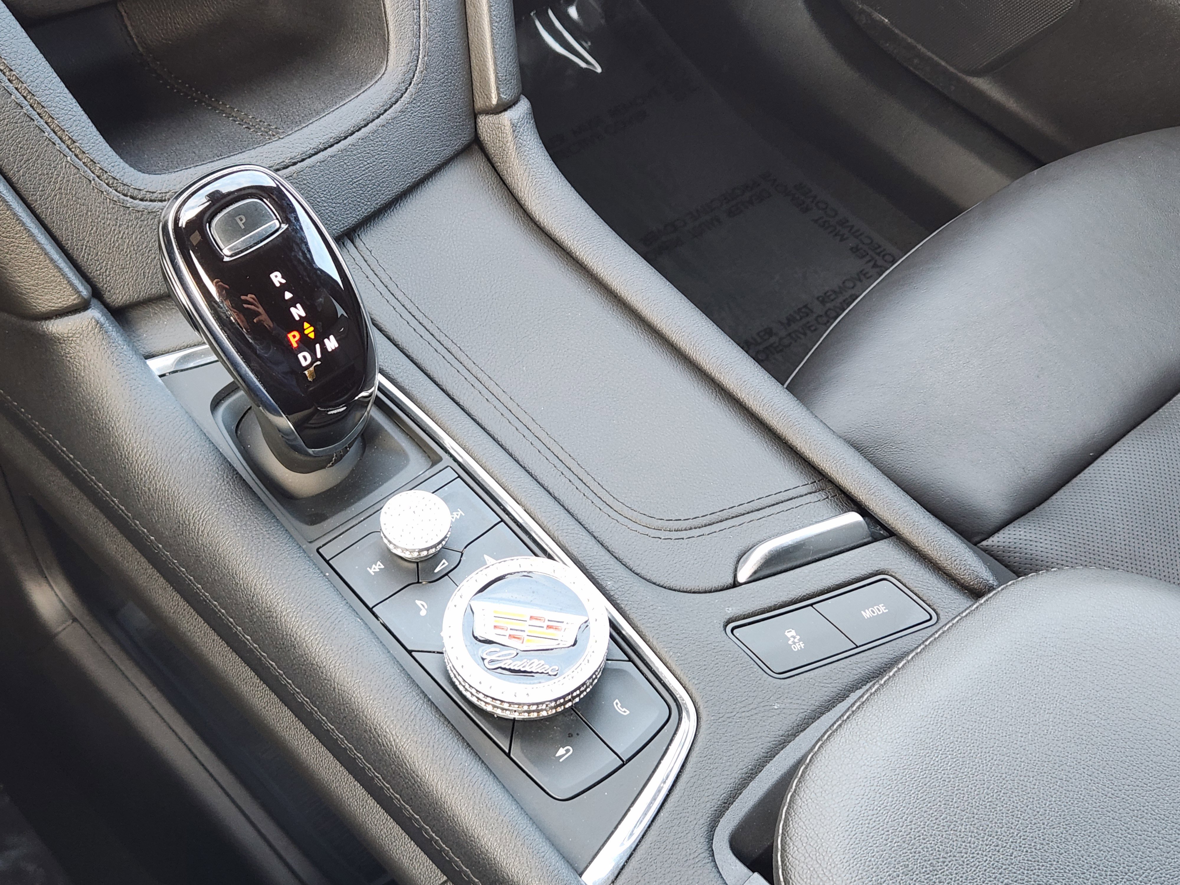 Used 2023 Cadillac XT6 Premium Luxury image 27